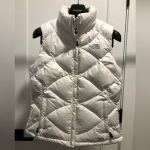 The North Face 550 Goose-Down Puffer Vest Women’s Small